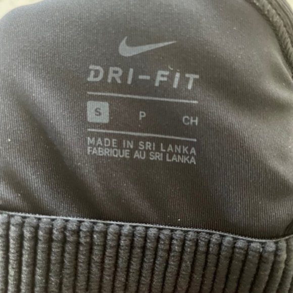 NIKE Women's Swoosh Air Bra - Picture 5 of 5